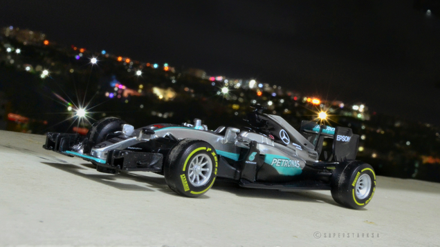 Illustration for article titled Formula One Friday - Mercedes F1 W07 Hybrid